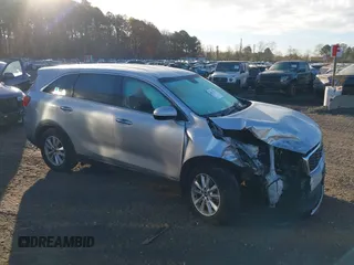2019 Kia Sorento LX with VIN 5XYPGDA34KG526946, listed as a IAAI auction lot 40771761 with 132,260 mi miles and . Bid and sale history available at DreamBid. Image 13.