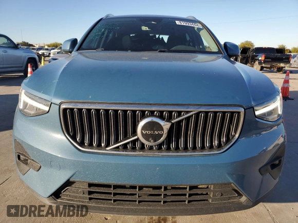 2024 Volvo XC40 Plus Bright Theme с VIN YV4L12UE2R2224249, выставлен на аукционе Copart как лот 81993444 с пробегом 10 429 миль миль и Списание • Salvage title. История ставок и продаж доступна на DreamBid. Изображение 5.