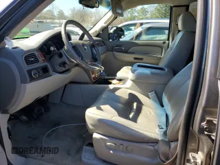 2007 Chevrolet Tahoe LT z VIN 1GNFC13087R397781, wystawiony jako Copart lot #80009594 z przebiegiem 262 747 mil mil oraz Szkoda całkowita • Salvage title. Historia ofert i sprzedaży dostępna na DreamBid. Obrazek 7.