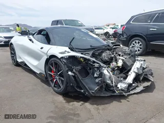2021 McLaren 765LT with VIN SBM14RCA3MW765344, listed as a IAAI auction lot 40934179 with 10,900 mi miles. Bid and sale history available at carsss.com. Image 1.