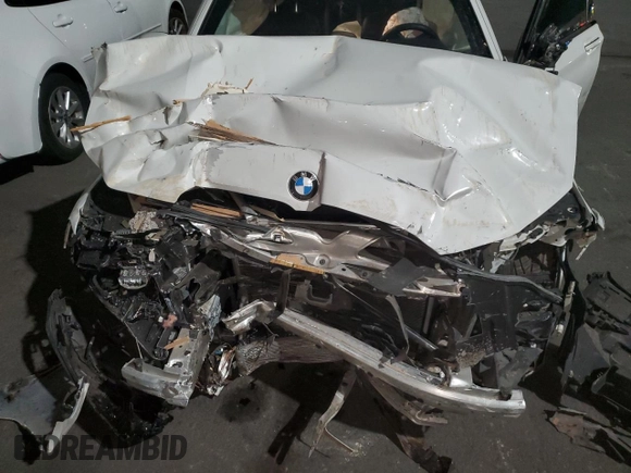 2020 BMW 7 Series 740i z VIN WBA7T2C09LCD15735, wystawiony jako Copart lot #54098325 z przebiegiem Nie podano mil oraz Szkoda całkowita • Salvage title. Historia ofert i sprzedaży dostępna na DreamBid. Obrazek 11.