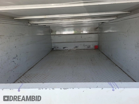 2020 Ford F-250 XL z VIN 1FDBF2B61LED11752, wystawiony jako IAAI lot #42786941 z przebiegiem 156 342 mil mil oraz . Historia ofert i sprzedaży dostępna na DreamBid. Obrazek 26.