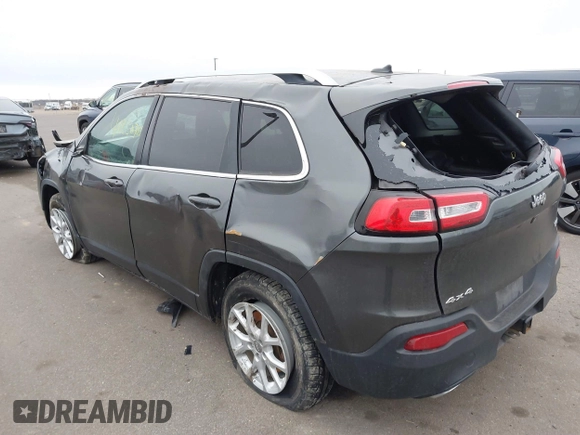 2015 Jeep Cherokee Latitude with VIN 1C4PJMCS2FW755219, listed as a IAAI auction lot 41830715 with 113,097 mi miles. Bid and sale history available at carsss.com. Image 3.