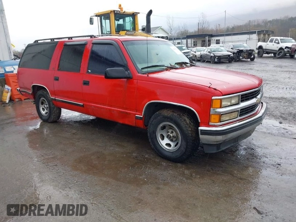 1999 Chevrolet Suburban with VIN 3GNEC16R7XG248641, listed as a IAAI auction lot 41964302 with 183,384 mi miles. Bid and sale history available at carsss.com. Image 1.