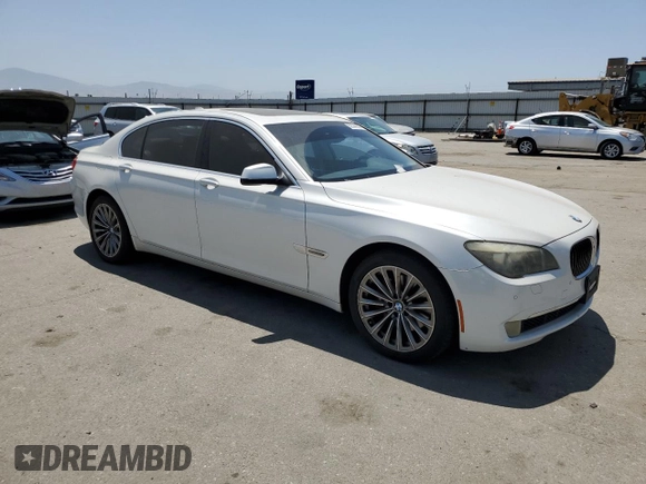 2011 BMW 7 Series 740Li z VIN WBAKB4C57BC574160, wystawiony jako Copart lot #62334395 z przebiegiem 138 771 mil mil oraz Czysty tytuł • Clean title. Historia ofert i sprzedaży dostępna na DreamBid. Obrazek 4.