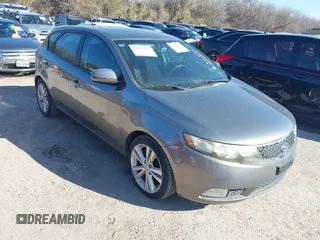 2012 Kia Forte SX с VIN KNAFW5A32C5572822, выставлен на аукционе IAAI как лот 41673325 с пробегом 68 195 миль миль и . История ставок и продаж доступна на DreamBid. Изображение 1.