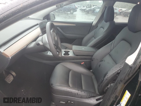 2024 Tesla Model Y с VIN 7SAYGDED9RF195941, выставлен на аукционе Copart как лот 58372205 с пробегом 12 289 миль миль и Списание • Salvage title. История ставок и продаж доступна на DreamBid. Изображение 7.