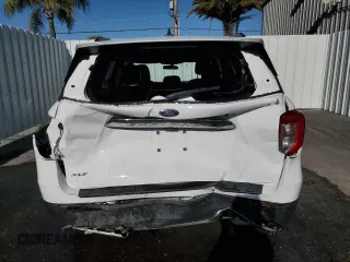 2024 Ford Explorer XLT with VIN 1FMSK7DH7RGA02632, listed as a Copart auction lot 49038645 with 31,704 mi miles and Non Repairable. Bid and sale history available at carsss.com. Image 6.