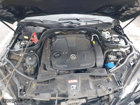2013 Mercedes-Benz E-Class E 350 Luxury with VIN WDDHF5KB5DA672817, listed as a IAAI auction lot 41588858 with 116,506 mi miles. Bid and sale history available at carsss.com. Image 10.