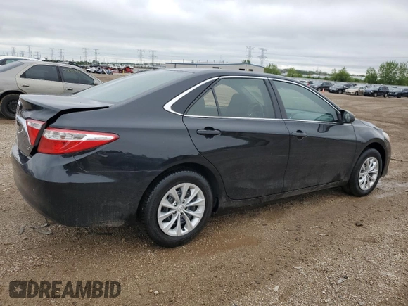 2017 Toyota Camry XLE z VIN 4T1BF1FK5HU780261, wystawiony jako Copart lot #57806555 z przebiegiem 216 536 mil mil oraz Szkoda całkowita • Salvage title. Historia ofert i sprzedaży dostępna na DreamBid. Obrazek 3.