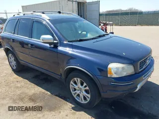 2014 Volvo XC90 with VIN YV4952CZ7E1688463, listed as a IAAI auction lot 41981396 with 219,905 mi miles. Bid and sale history available at carsss.com. Image 1.