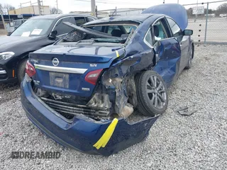 2018 Nissan Altima 2.5 S with VIN 1N4AL3AP9JC277082, listed as a IAAI auction lot 41520238 with 67,984 mi miles. Bid and sale history available at carsss.com. Image 6.