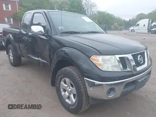 2010 Nissan Frontier SE z VIN 1N6AD0CW8AC447424, wystawiony jako IAAI lot #42178815 z przebiegiem 257 522 mil mil oraz . Historia ofert i sprzedaży dostępna na DreamBid. Obrazek 1.