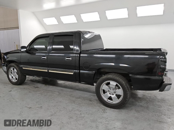 2006 Chevrolet Silverado 1500 LT1 with VIN 2GCEC13Z761357296, listed as a Copart auction lot 86315924 with 262,396 mi miles and Clean Title. Bid and sale history available at carsss.com. Image 2.