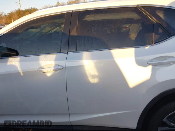 2018 Lexus RX 350L Premium z VIN JTJDZKCA2J2009731, wystawiony jako IAAI lot #41387529 z przebiegiem 67 037 mil mil oraz . Historia ofert i sprzedaży dostępna na DreamBid. Obrazek 14.