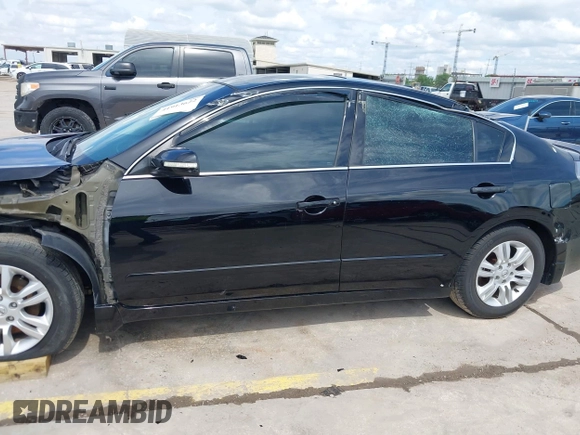 2011 Nissan Altima 2.5 S with VIN 1N4AL2APXBN435512, listed as a IAAI auction lot 41913622 with 199,646 mi miles. Bid and sale history available at carsss.com. Image 15.