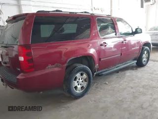 2007 Chevrolet Suburban LT с VIN 1GNFK16377J182691, выставлен на аукционе IAAI как лот 42479223 с пробегом Не указан миль и . История ставок и продаж доступна на DreamBid. Изображение 4.