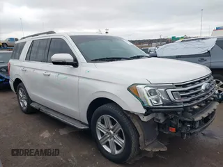 2019 Ford Expedition XLT with VIN 1FMJU1HT9KEA37773, listed as a IAAI auction lot 41537479 with 91,544 mi miles. Bid and sale history available at carsss.com. Image 14.