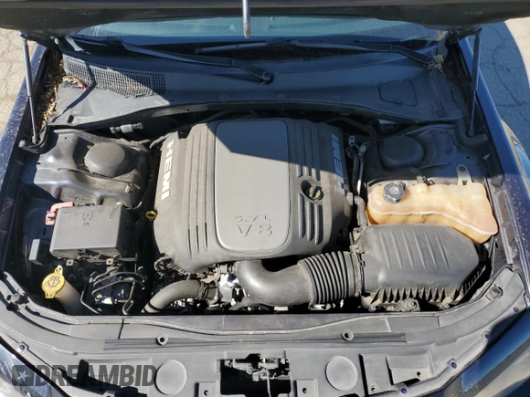 2016 Chrysler 300 with VIN 2C3CCABT4GH220317, listed as a Copart auction lot 47562085 with 110,320 mi miles and Salvage Title. Bid and sale history available at carsss.com. Image 11.