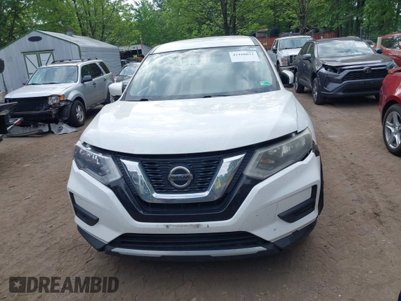 2018 Nissan Rogue SV with VIN KNMAT2MV3JP601540, listed as a IAAI auction lot 42160011 with 212,609 mi miles. Bid and sale history available at carsss.com. Image 12.
