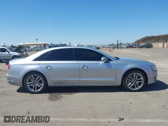 2015 Audi A8 3.0T z VIN WAU3GAFD6FN033635, wystawiony jako IAAI lot #42327204 z przebiegiem 87 167 mil mil oraz . Historia ofert i sprzedaży dostępna na DreamBid. Obrazek 13.