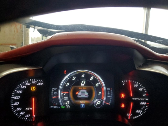 2014 Chevrolet Corvette Z51 3LT with VIN 1G1YM2D79E5109943, listed as a Copart auction lot 47763625 with 37,479 mi miles and Salvage title. Bid and sale history available at DreamBid. Image 9.