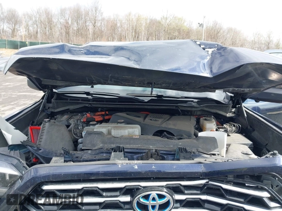 2022 Toyota Tundra Capstone Hybrid with VIN 5TFVC5DB5NX009829, listed as a IAAI auction lot 41983391 with 70,015 mi miles and . Bid and sale history available at DreamBid. Image 10.