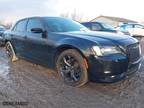 2021 Chrysler 300 with VIN 2C3CCABG7MH549592, listed as a IAAI auction lot 41189745 with NaN miles. Bid and sale history available at carsss.com. Image 1.