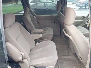 2003 Chrysler Town & Country LX z VIN 2C4GP44L13R132460, wystawiony jako IAAI lot #42467139 z przebiegiem 229 293 mil mil oraz . Historia ofert i sprzedaży dostępna na DreamBid. Obrazek 8.