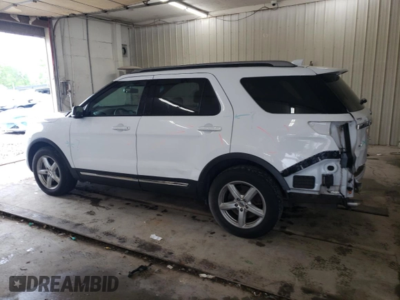 2017 Ford Explorer XLT with VIN 1FM5K8D81HGB68095, listed as a Copart auction lot 53816325 with 118,617 mi miles and Salvage Title. Bid and sale history available at DreamBid. Image 2.