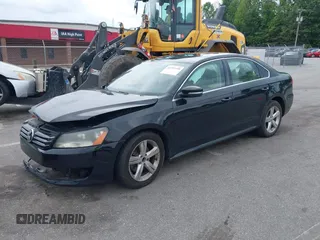 2013 Volkswagen Passat SE with VIN 1VWBH7A38DC088638, listed as a IAAI auction lot 42397459 with 173,025 mi miles and . Bid and sale history available at DreamBid. Image 2.