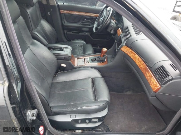 2001 BMW 7 Series 740iA with VIN WBAGG83461DN87920, listed as a IAAI auction lot 41932224 with 1 mi miles. Bid and sale history available at carsss.com. Image 5.