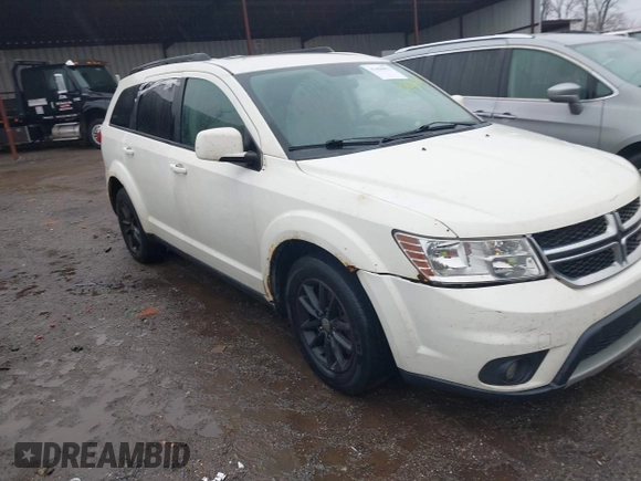 2015 Dodge Journey SXT with VIN 3C4PDCBG7FT743717, listed as a IAAI auction lot 41450052 with 186,581 mi miles. Bid and sale history available at carsss.com. Image 1.