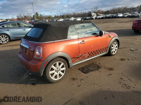 2012 MINI Convertible z VIN WMWZN3C57CT265368, wystawiony jako Copart lot #87100414 z przebiegiem 124 102 mil mil oraz Szkoda całkowita • Salvage title. Historia ofert i sprzedaży dostępna na DreamBid. Obrazek 3.