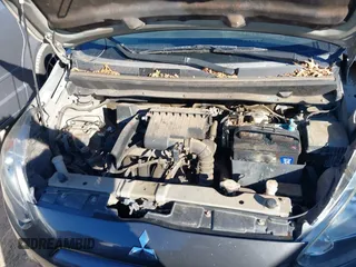 2014 Mitsubishi Mirage DE z VIN ML32A3HJ5EH018428, wystawiony jako IAAI lot #40841804 z przebiegiem 220 950 mil mil oraz . Historia ofert i sprzedaży dostępna na DreamBid. Obrazek 10.