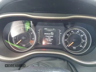 2015 Jeep Cherokee Latitude with VIN 1C4PJLCB7FW632624, listed as a IAAI auction lot 41413648 with 110,274 mi miles. Bid and sale history available at carsss.com. Image 7.