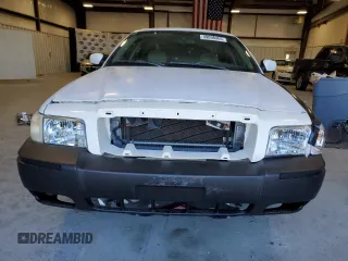 2006 Mercury Grand Marquis GS z VIN 2MEFM74V96X621050, wystawiony jako Copart lot #49098465 z przebiegiem 75 561 mil mil oraz Szkoda całkowita • Salvage title. Historia ofert i sprzedaży dostępna na DreamBid. Obrazek 5.