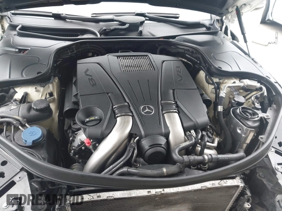 2014 Mercedes-Benz S-Class S 550 with VIN WDDUG8CB0EA054320, listed as a IAAI auction lot 41878661 with 98,825 mi miles. Bid and sale history available at carsss.com. Image 10.