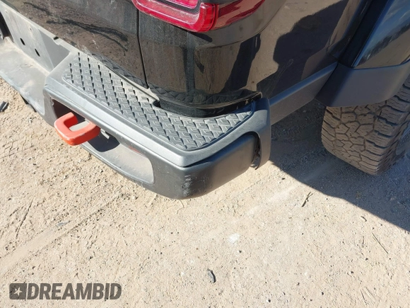 2022 Jeep Gladiator Mojave with VIN 1C6JJTEG7NL180485, listed as a IAAI auction lot 41030779 with 41,445 mi miles and . Bid and sale history available at DreamBid. Image 6.