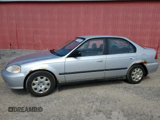 2000 Honda Civic VP with VIN 2HGEJ6619YH905321, listed as a Copart auction lot 51945305 with 179,926 mi miles and Clean Title. Bid and sale history available at carsss.com. Image 1.