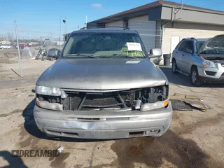 2002 Chevrolet Tahoe LS с VIN 1GNEC13Z92R278513, выставлен на аукционе IAAI как лот 41453414 с пробегом 136 447 миль миль и . История ставок и продаж доступна на DreamBid. Изображение 13.