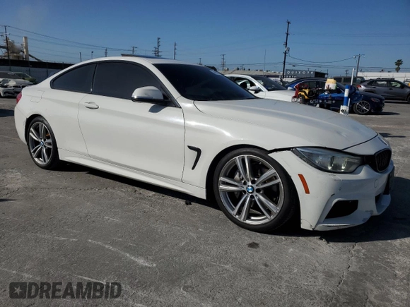 2014 BMW 4 Series 435i z VIN WBA3R1C55EK190662, wystawiony jako Copart lot #56992275 z przebiegiem 141 310 mil mil oraz Czysty tytuł • Clean title. Historia ofert i sprzedaży dostępna na DreamBid. Obrazek 4.