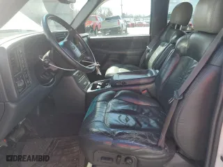 2002 Chevrolet Silverado 1500 LT with VIN 2GCEK19T221300990, listed as a Copart auction lot 42917505 with 254,897 mi miles and Non Repairable. Bid and sale history available at carsss.com. Image 7.