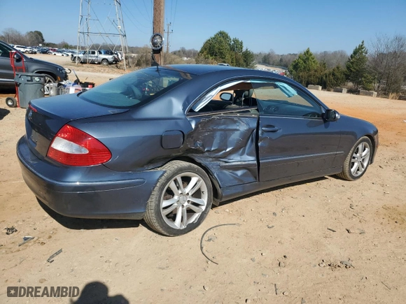 2006 Mercedes-Benz CLK-Class 3.5L with VIN WDBTJ56J86F171686, listed as a Copart auction lot 46519135 with 234,454 mi miles and Salvage Title. Bid and sale history available at carsss.com. Image 3.