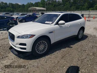 2020 Jaguar F-Pace 25t z VIN SADCS2FX2LA638535, wystawiony jako Copart lot #57577025 z przebiegiem 70 037 mil mil oraz Szkoda całkowita • Salvage title. Historia ofert i sprzedaży dostępna na DreamBid. Obrazek 1.