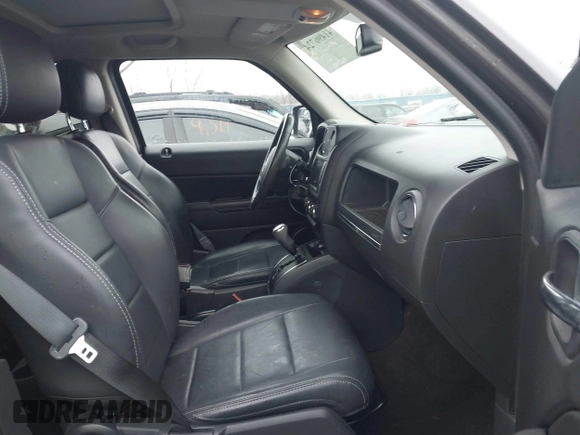 2015 Jeep Patriot Latitude with VIN 1C4NJRFB4FD154986, listed as a IAAI auction lot 41496724 with 131,700 mi miles and . Bid and sale history available at DreamBid. Image 5.
