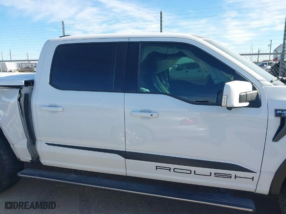 2021 Ford F-150 XL with VIN 1FTFW1E59MFB65261, listed as a IAAI auction lot 41247746 with 67,525 mi miles. Bid and sale history available at carsss.com. Image 14.