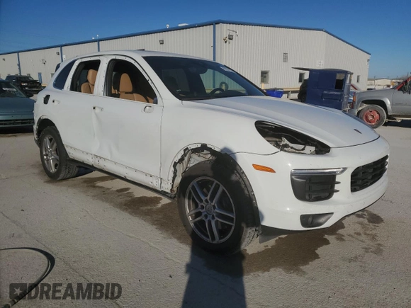 2016 Porsche Cayenne with VIN WP1AA2A23GLA06380, listed as a Copart auction lot 89397075 with 100,854 mi miles and Clean Title. Bid and sale history available at carsss.com. Image 4.
