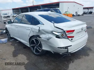 2019 Honda Accord Sport z VIN 1HGCV2F37KA012673, wystawiony jako IAAI lot #42275404 z przebiegiem 148 924 mil mil oraz . Historia ofert i sprzedaży dostępna na DreamBid. Obrazek 3.