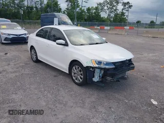 2013 Volkswagen Jetta SE with VIN 3VWDX7AJ2DM365888, listed as a IAAI auction lot 42619730 with 134,594 mi miles and . Bid and sale history available at DreamBid. Image 1.